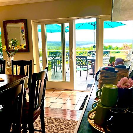A Cayuga Lakefront Inn - Hotel Alt, Ithaca New York Luaran gambar