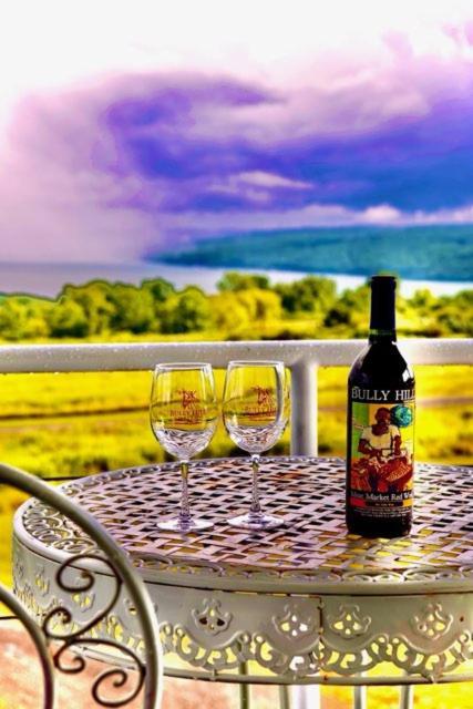 A Cayuga Lakefront Inn - Hotel Alt, Ithaca New York Luaran gambar