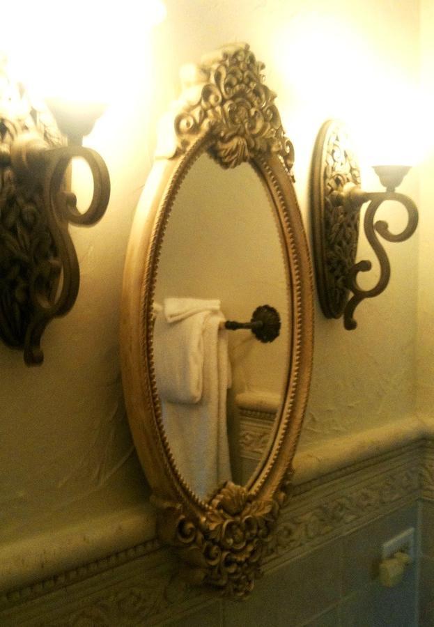A Cayuga Lakefront Inn - Hotel Alt, Ithaca New York Bilik gambar